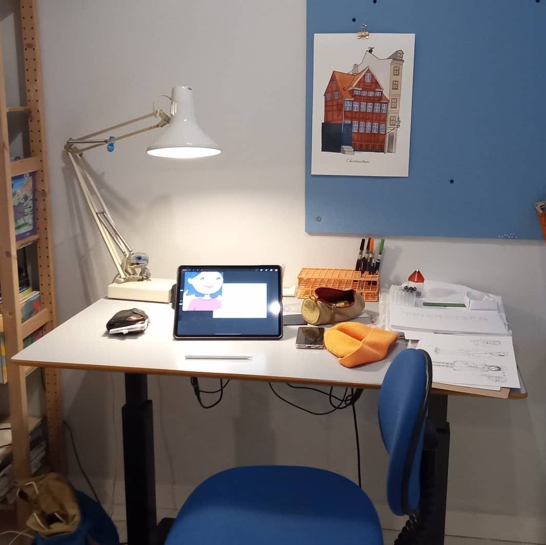 IllustriousLab's tweet photo. Again a busy day Today in #copenhagen and we have been lucky to visit @zarahjuul Danish illustrator's studio! We💙her work. Thanks as well to @lms_illustration for welcoming us ! #illustriousnorth #nordiskkulturfond #danishillustration #danishillustrator #denmark #illustration https://t.co/ujUotSXqjt
