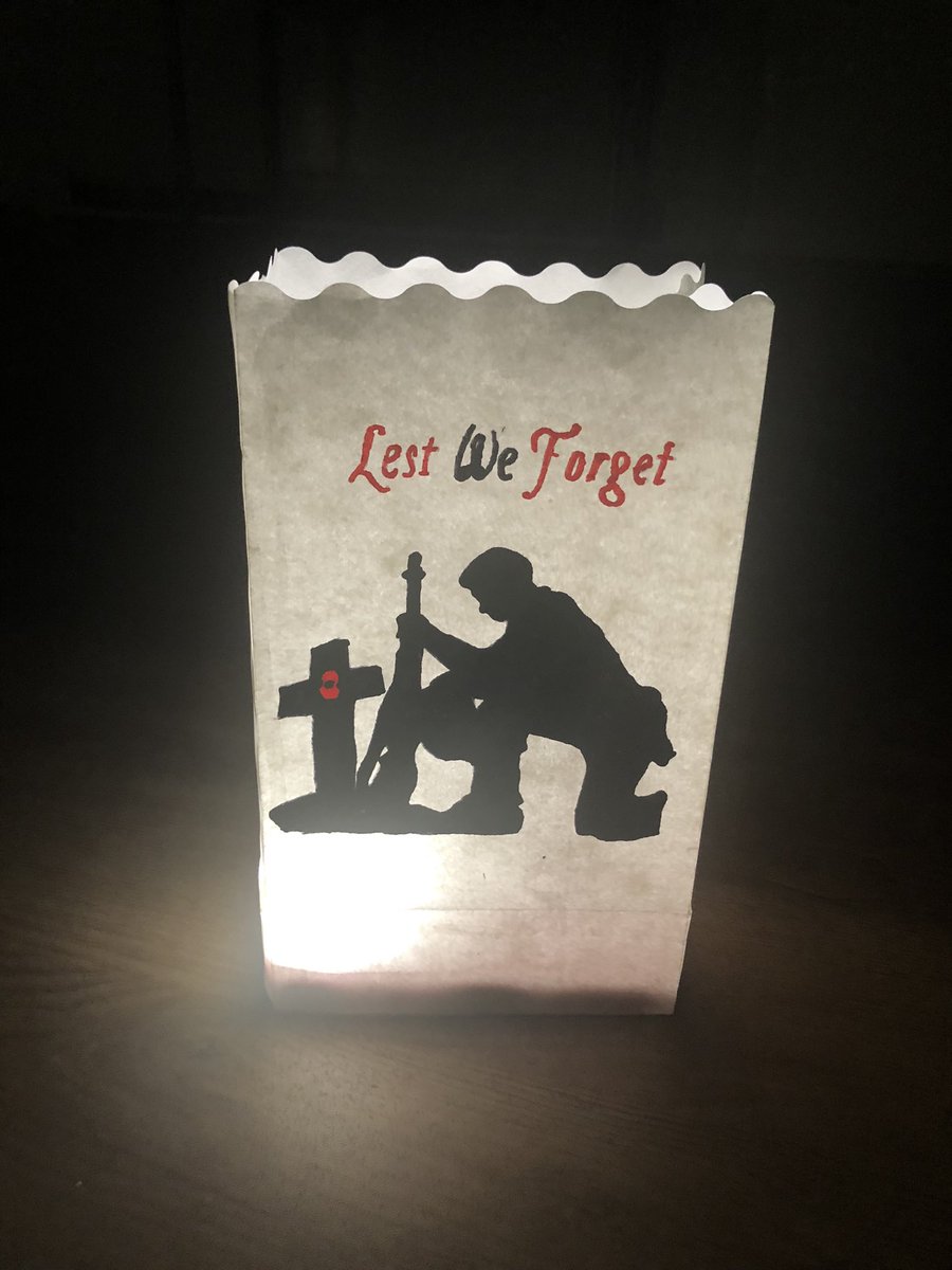 MrsCornellY6's tweet photo. Beautiful #RemembranceDay lanterns created in Y6 @HylandsPrimary this afternoon. There will be 60 of these candlelit for our 2 min silence tomorrow. @Cornerstonesedu 
#WeWillRememberThem 
#LestWeForget https://t.co/HOvO0iHGMr