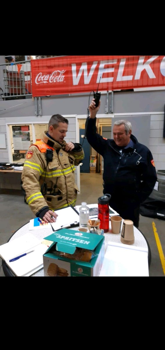 DannyRoer's tweet photo. Denken in oplossingen, niet in problemen. #zendmast 2.0 @MartinvanAst & @JOvereinder #OVDB oefendagen #NHN. https://t.co/SeVTvekRhu