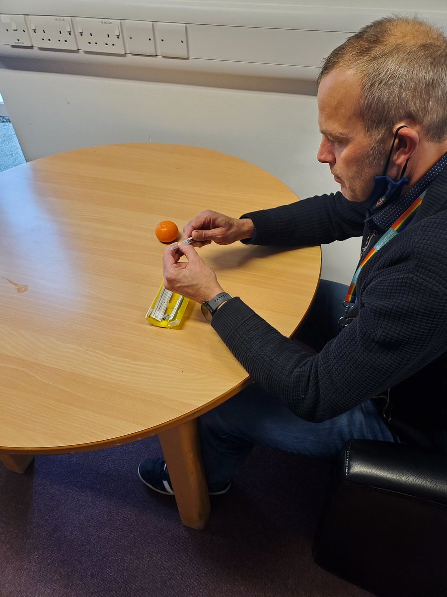 HrMReductionist's tweet photo. Thank you @MarkLygo for doing the life saving Naloxone training on you're last visit at @TurningPointUK Oxfordshire and coming on the ground with us today to experience what it's like on the Frontline on outreach #Getting #involved #in #our #community #keepcalmcarrynaloxone 💛 https://t.co/9VcSW67Ria