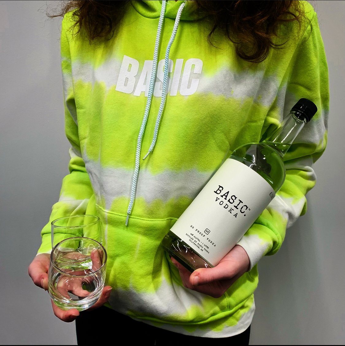 drink_basic's tweet image. Cuddle up with cozy vibes. Who needs a new favorite hoodie?