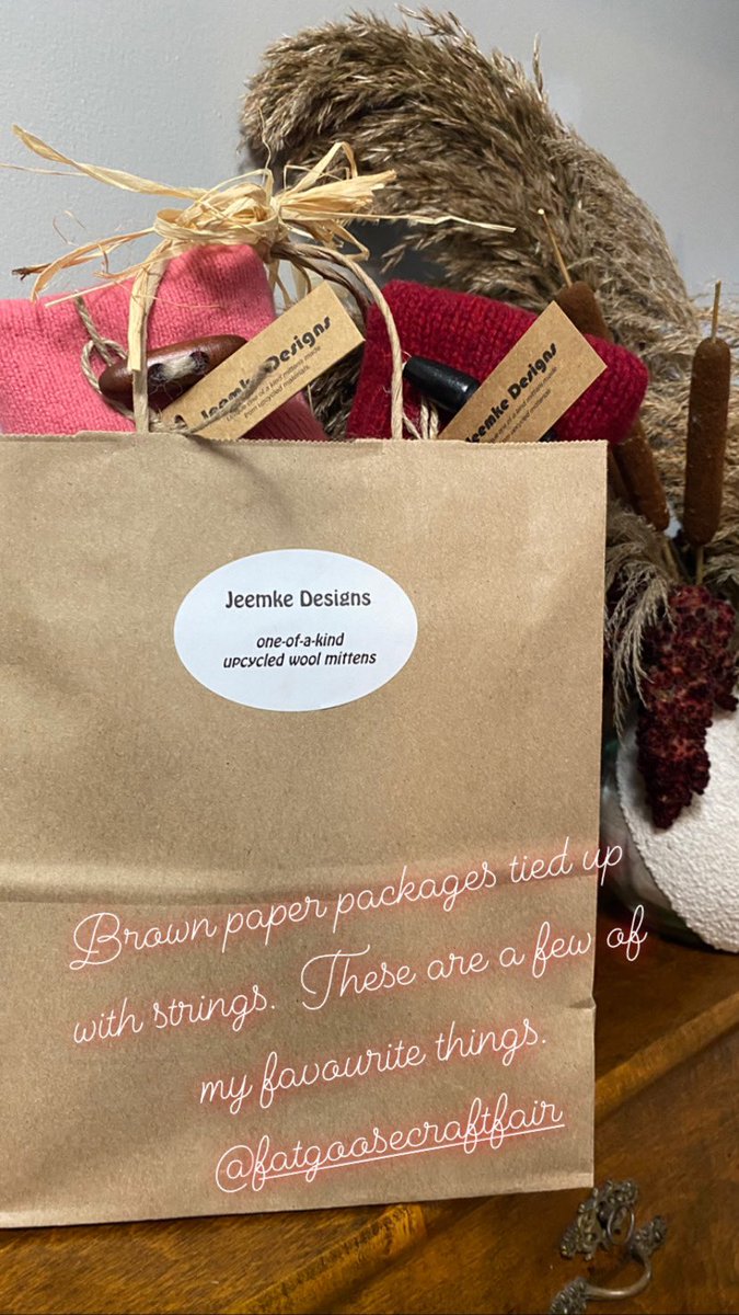 MooreJeeme19's tweet photo. @FatGooseCraft Get your tickets soon for entry to Fat Goose.  Hoping to sell lots of Jeemke Design mitts. https://t.co/MvnQWseFaE