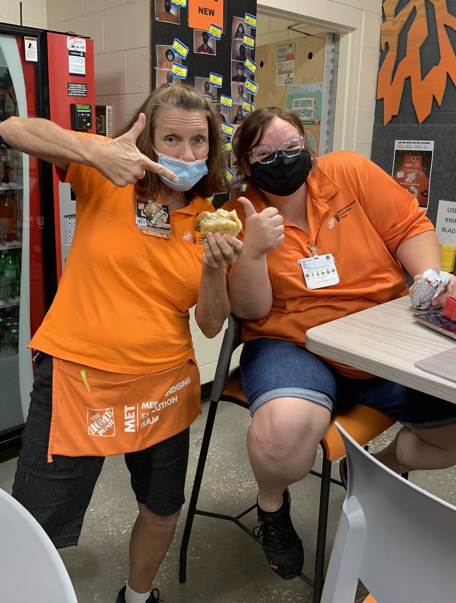 Michelle Collins tweet media