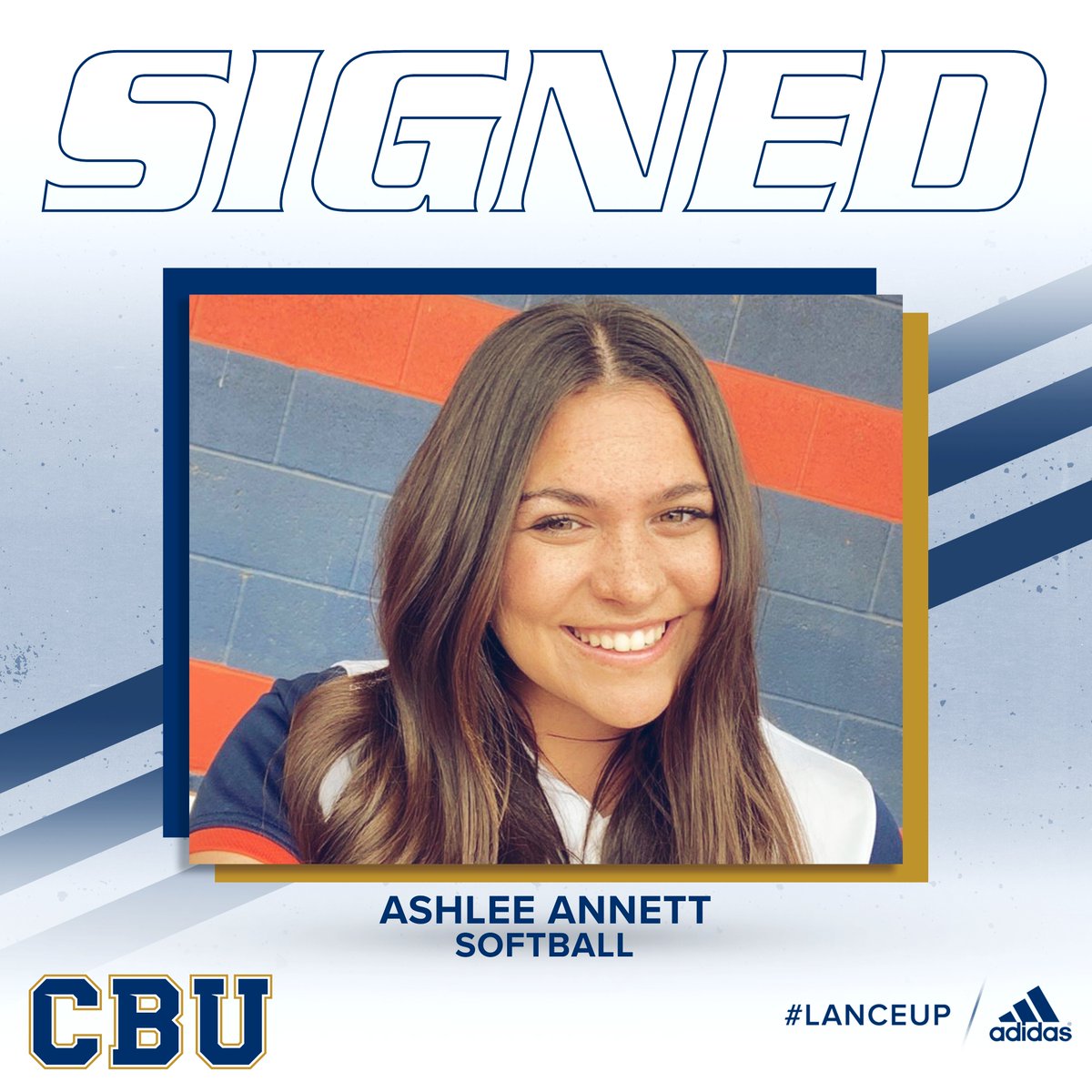 ✍️𝓢𝓘𝓖𝓝𝓔𝓓✍️

Welcome to the Lancer family, Ashlee Annett! 

🏡 Eastvale, Calif.
📍 First Base
📏 5'6"
🎓 Education

#LanceUp⚔️