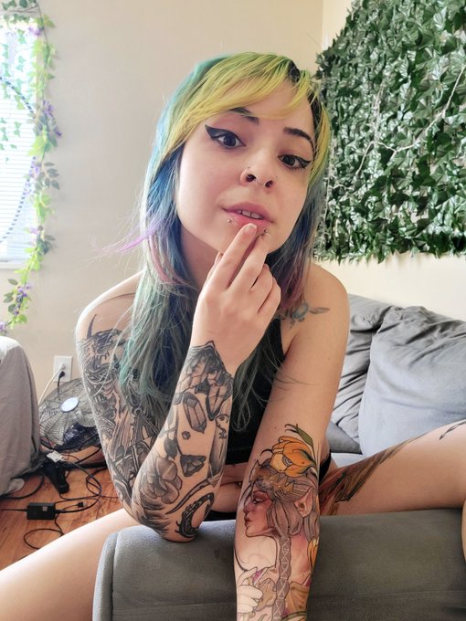 gimme kiss https://t.co/2y3xYwTrOB