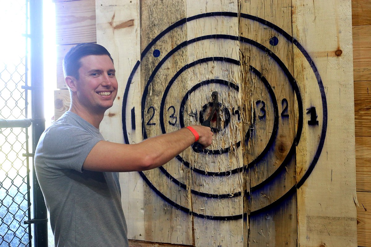 Advantus tweet media