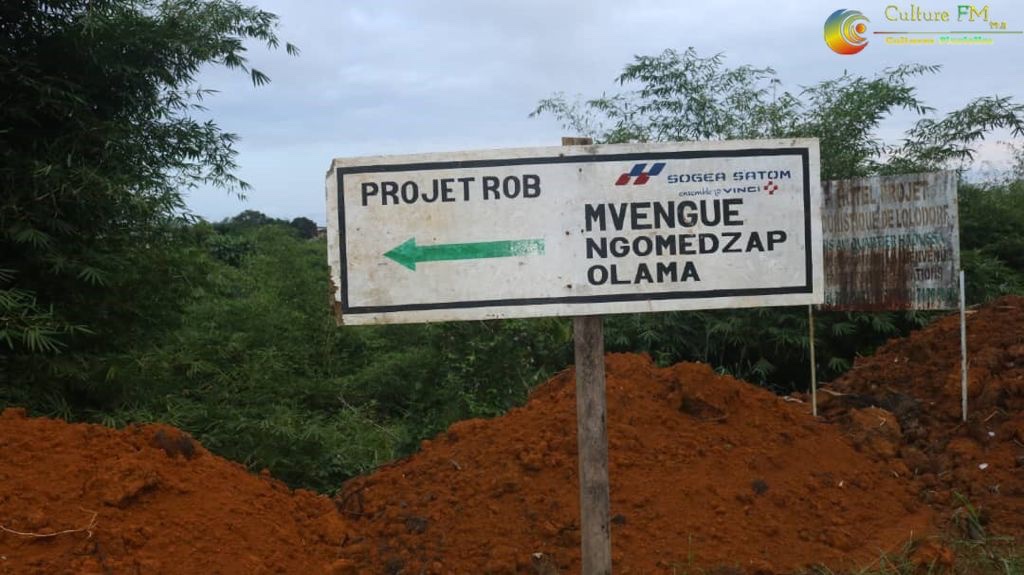 RadioCultureFm's tweet photo. #Développement #Local #Mvengue #Océan 

La Commune de Mvengue est en pleine expansion et rêve du meilleur avec le bitumage de la Route Régionale qui la traverse.

Suivez-nous sur @RadioCultureFm https://t.co/EWhn2MvnuE
