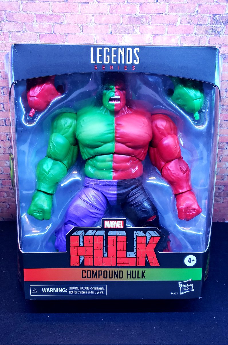 Dregz_Cat's tweet photo. Walmart mail call - Marvel Legends Compound Hulk! What a beast! Who else grabbed this version of Hulk? #marvellegends #hulk #redhulk #hasbro #compoundhulk https://t.co/rDx0XwgXwb