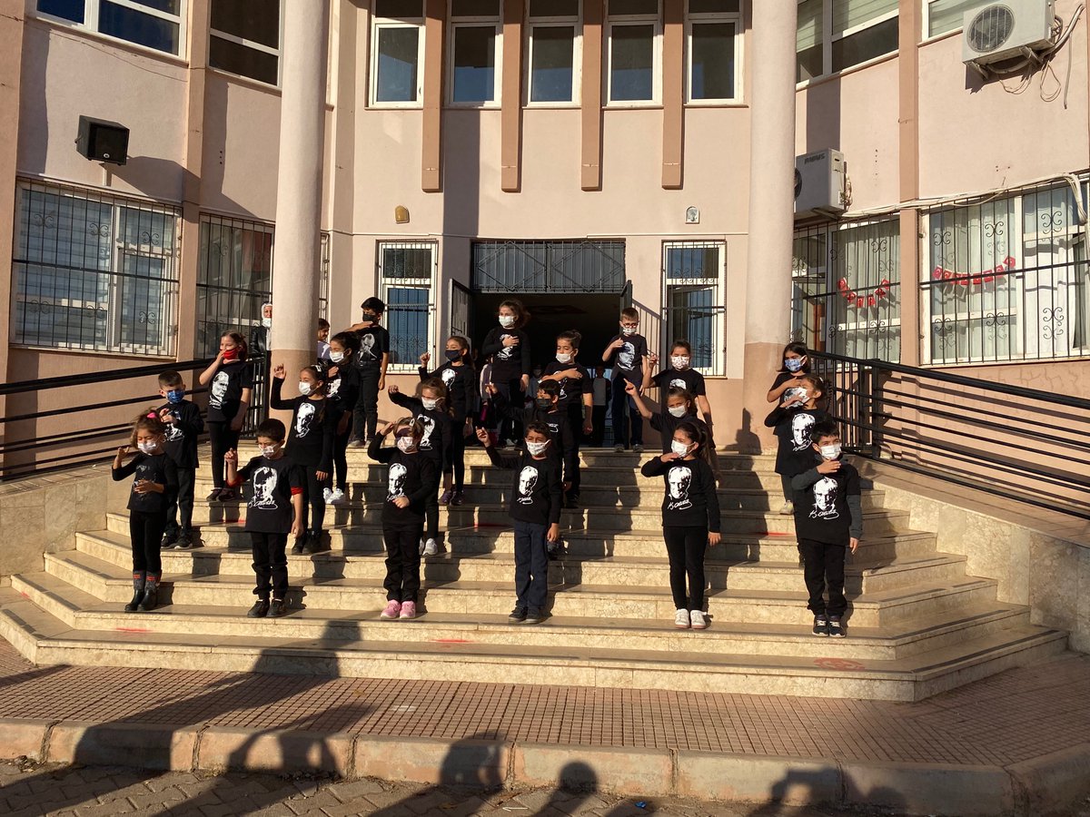 10 Kasım Atatürk’ü anma töreni