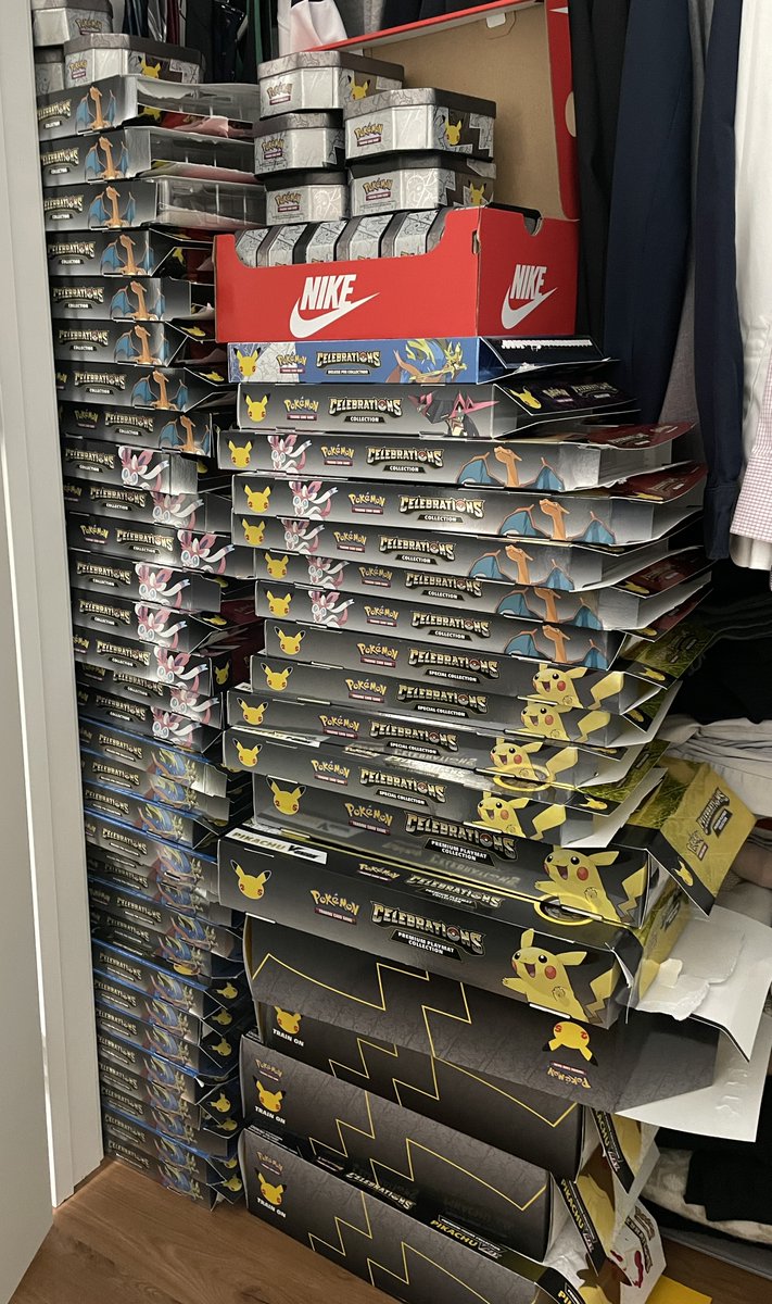 wherescharizard's tweet photo. Celebrations got me down bad. Got all these from your tweets @PokemonTCGDrops but I still didn't get my chase card... Charizard. Made a table of what I pulled and the odds. Anyone else struggling getting a Charizard??? https://t.co/8zWExWylKq