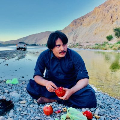 NaseebUllahdum2's tweet photo. #NewProfilePic https://t.co/uWMvLc4sxU