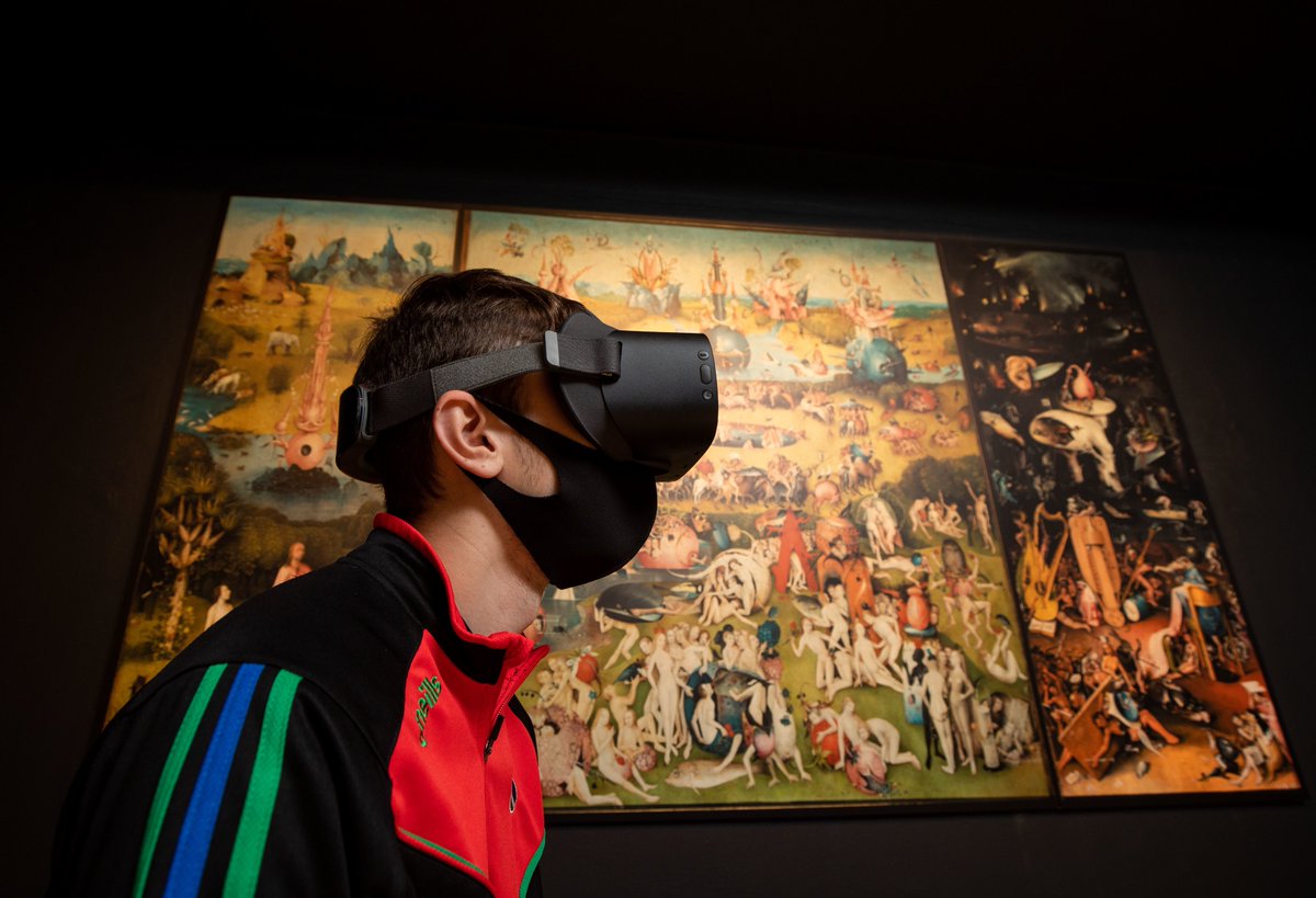 HuntMuseum's tweet photo. It's @ScienceWeek! We have two great FREE FOR KIDS experiences:
Ride A Flying Fish & ED-smART exhibition from @Confirm_centre @LSADatTus students.
Get booking at https://t.co/8XapJaAJlf
#Exhibition #RideAFlyingFish #Museum #ScienceWeek2021 #ScienceWeekIreland #ScienceWeek https://t.co/mYd6Rj2a93