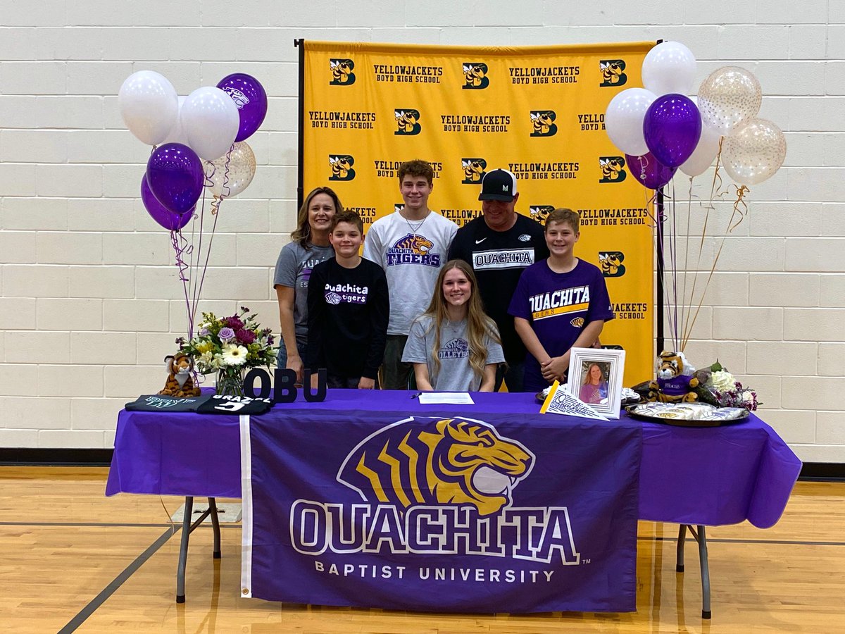Next signee is <a href="/RileyBraziel/">riley braziel</a> ! Riley comes from Boyd, TX and is a 5’9” OH. She surpassed 1000kills and is on the AVCA Phenom Watch List! Welcome to the Tiger for Life Family! #212 🐯🏐