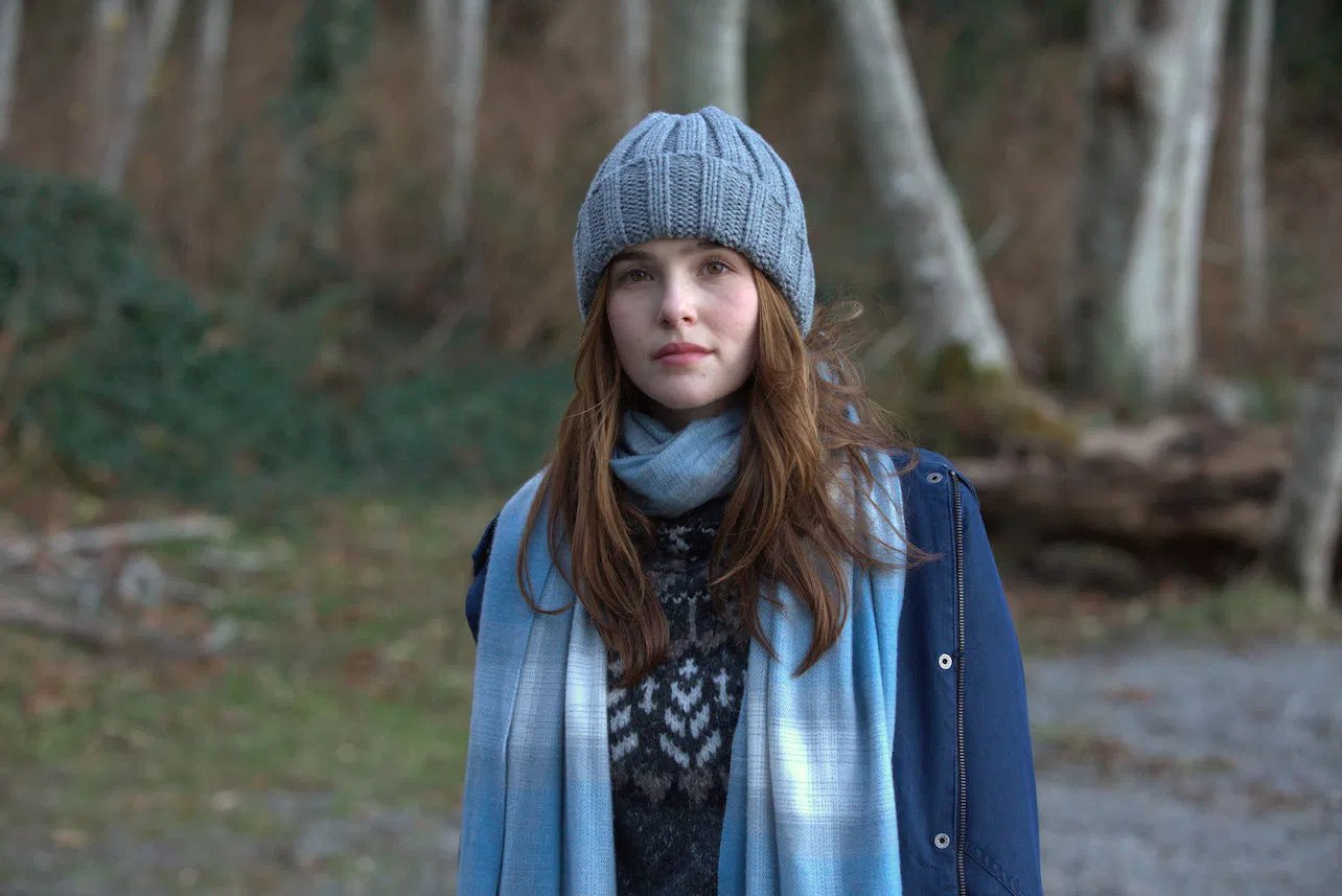 Happy birthday zoey deutch <3 