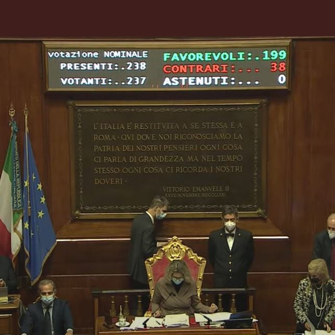Lisa90135765's tweet photo. Una delle pagine più nere della politica italiana. Senza dignità. La condanna per chi ha votato questo scempio deve essere unanime. https://t.co/U7gJoS8tu0