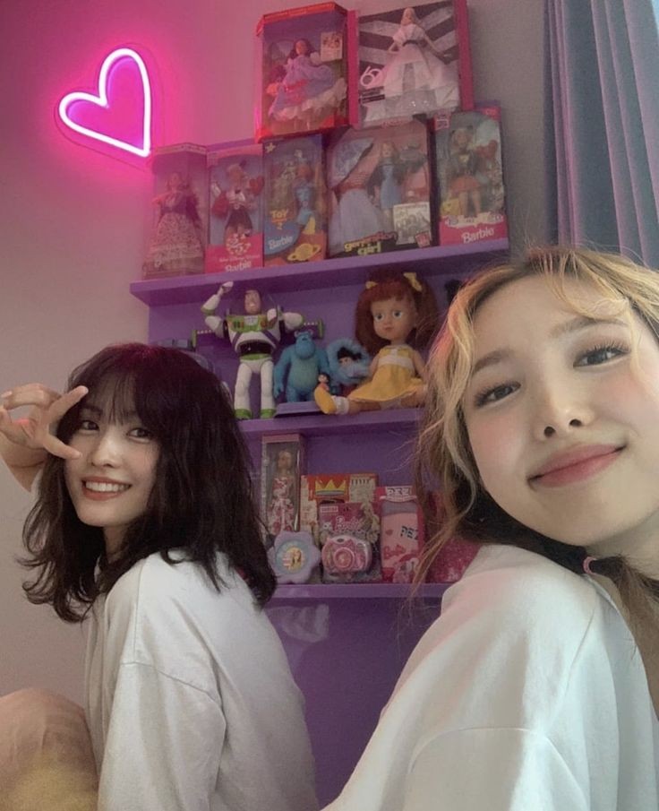 SwxnPrncss's tweet photo. ❝instagram post ❞
 ៚：
                HBD a mi Queen @mxmx_b, te quiero mucho bonita ¡mis mejores deseos! 💕

                                  xoxo. https://t.co/e49A4iEqe0