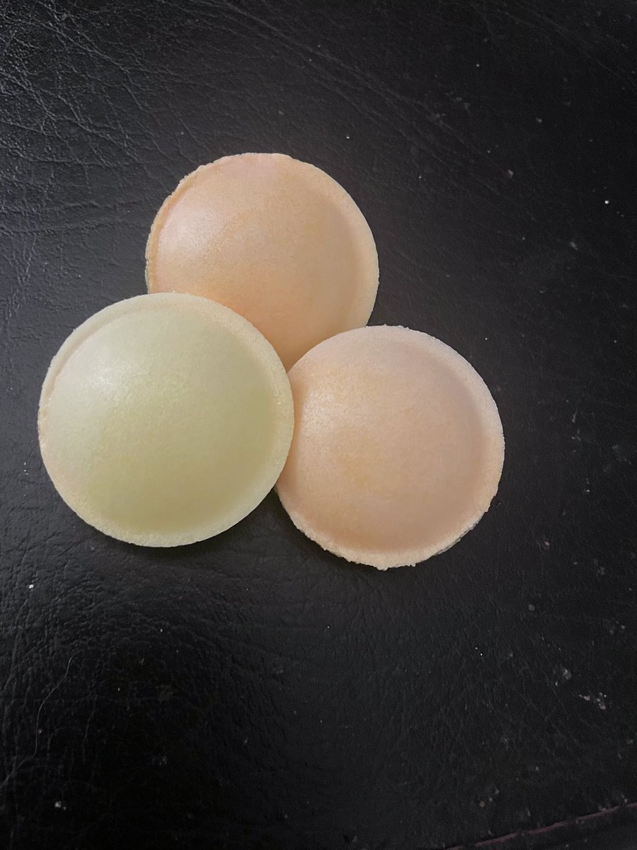 How do you eat yours ??? #80s #flyingsaucers