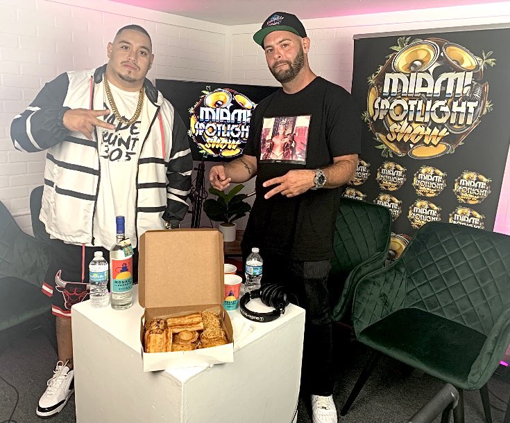 miamispotshow's tweet photo. New Episode OUT NOW with Miami’s HOTTEST Chef #PastelitoPapi #MiamiPodcast #MiamiSpotlightShow https://t.co/Cmros3fNHF
