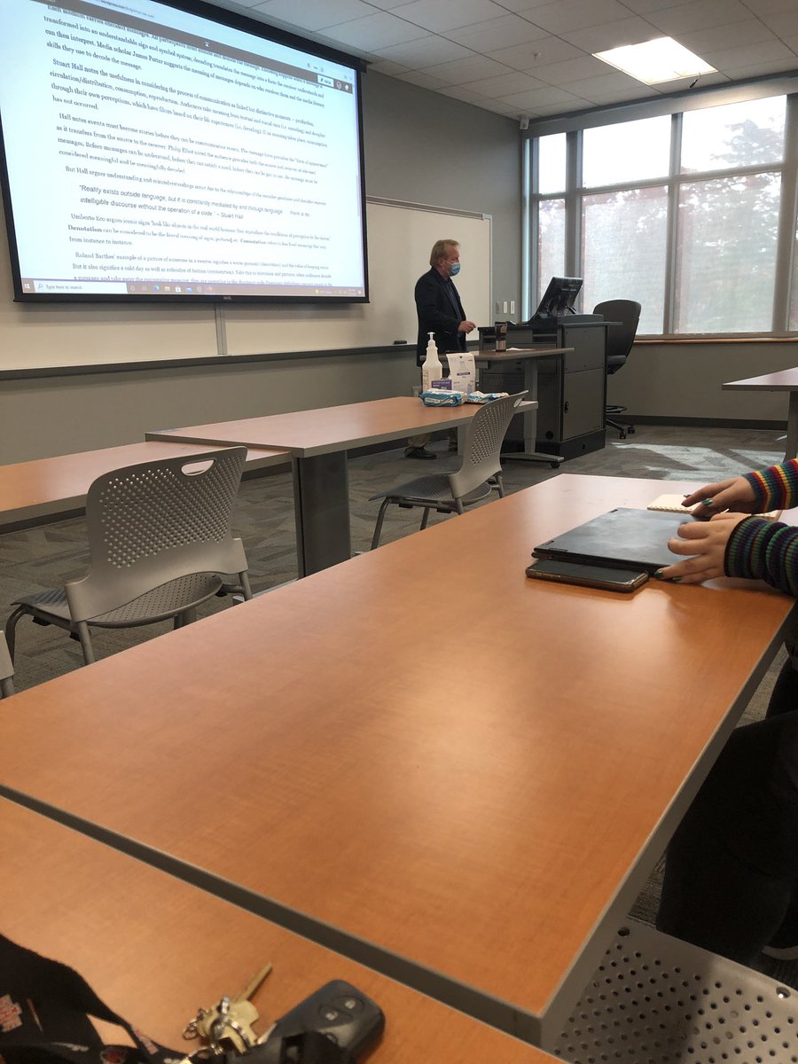 graceastate's tweet photo. Talked about background differences and how that affects us #prnjrn https://t.co/i0lxth3IPj