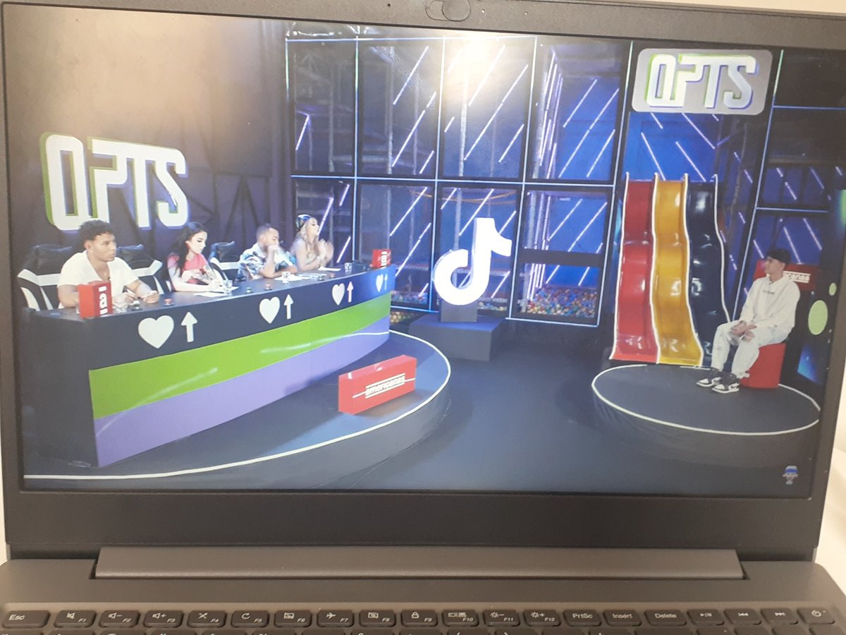 miamaximoff_'s tweet photo. o programa desse ano tá babado, tô torcendo para o Ire ou para a Nayuri, mas o do ano passado foi MIL vezes melhor!!
#QPTS #lucasrangel #qualopróximotiktokerdesucesso https://t.co/ie1rUYZoRF