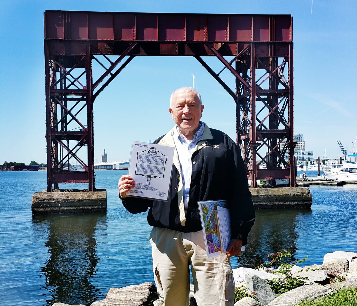 ProfessorTrashWheel tweet media