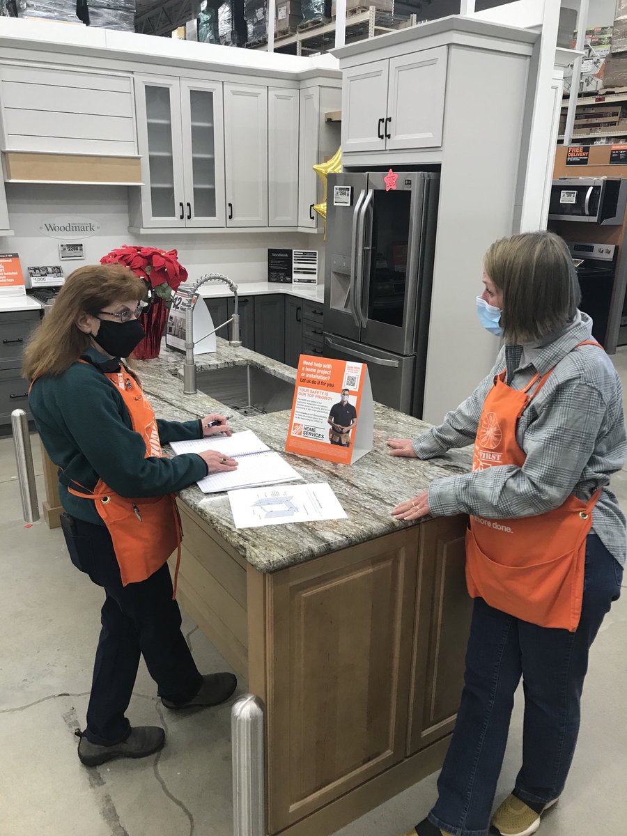 Living Orange Will tweet media