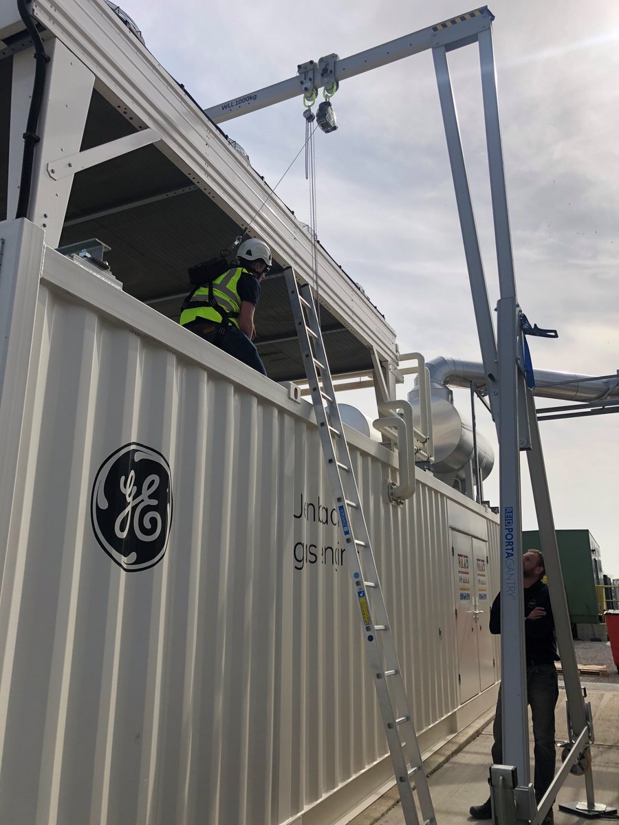 EurosafeUK's tweet photo. Some photos from our recent Case Study 📸
We provided our client with a @REIDLifting Porta Gantry. It's enabling them to comply with all the relevant working at height regulations.
Read all about it: https://t.co/HDvifPWlcQ
#WorkAtHeight #HeightSafety #MakingLightWork https://t.co/OQKb97GyaV