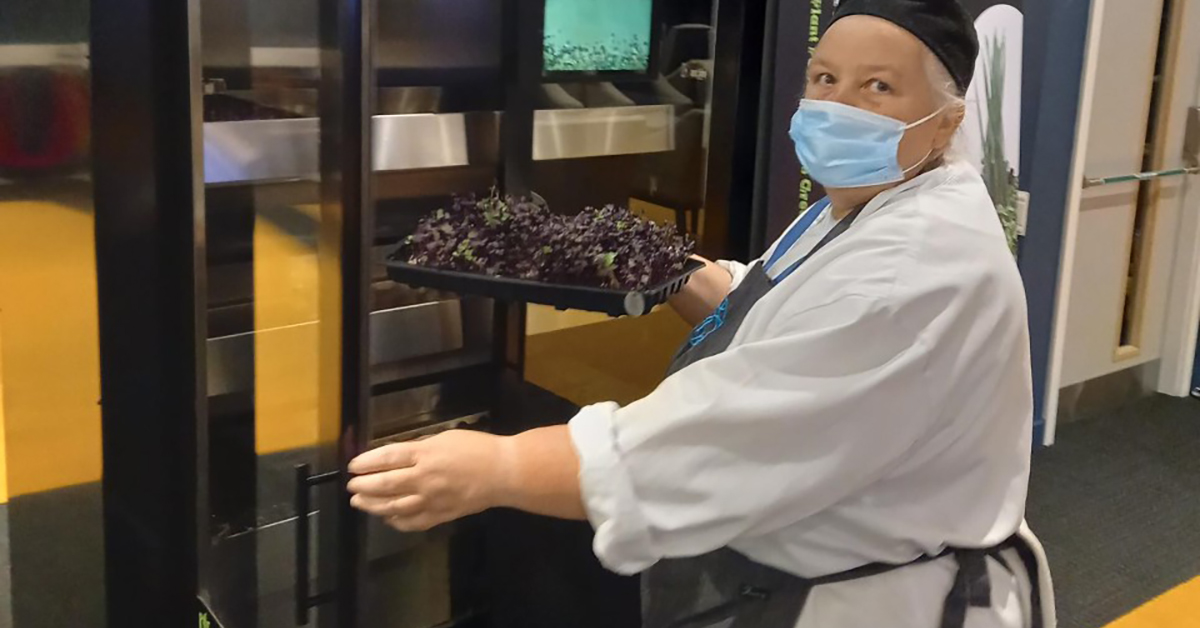 The ESS Northern Lights Lounge at <a href="/ABZ_Airport/">Aberdeen Airport ✈️</a> has introduced a new hydroponic pod to grow micro cress and greens for its menu. The units are remotely managed by <a href="/bloomkubes/">Bloomkubes</a> as part of a partnership with ESS Energy.

Read more: airports-expo.com/2021/11/new-hy…