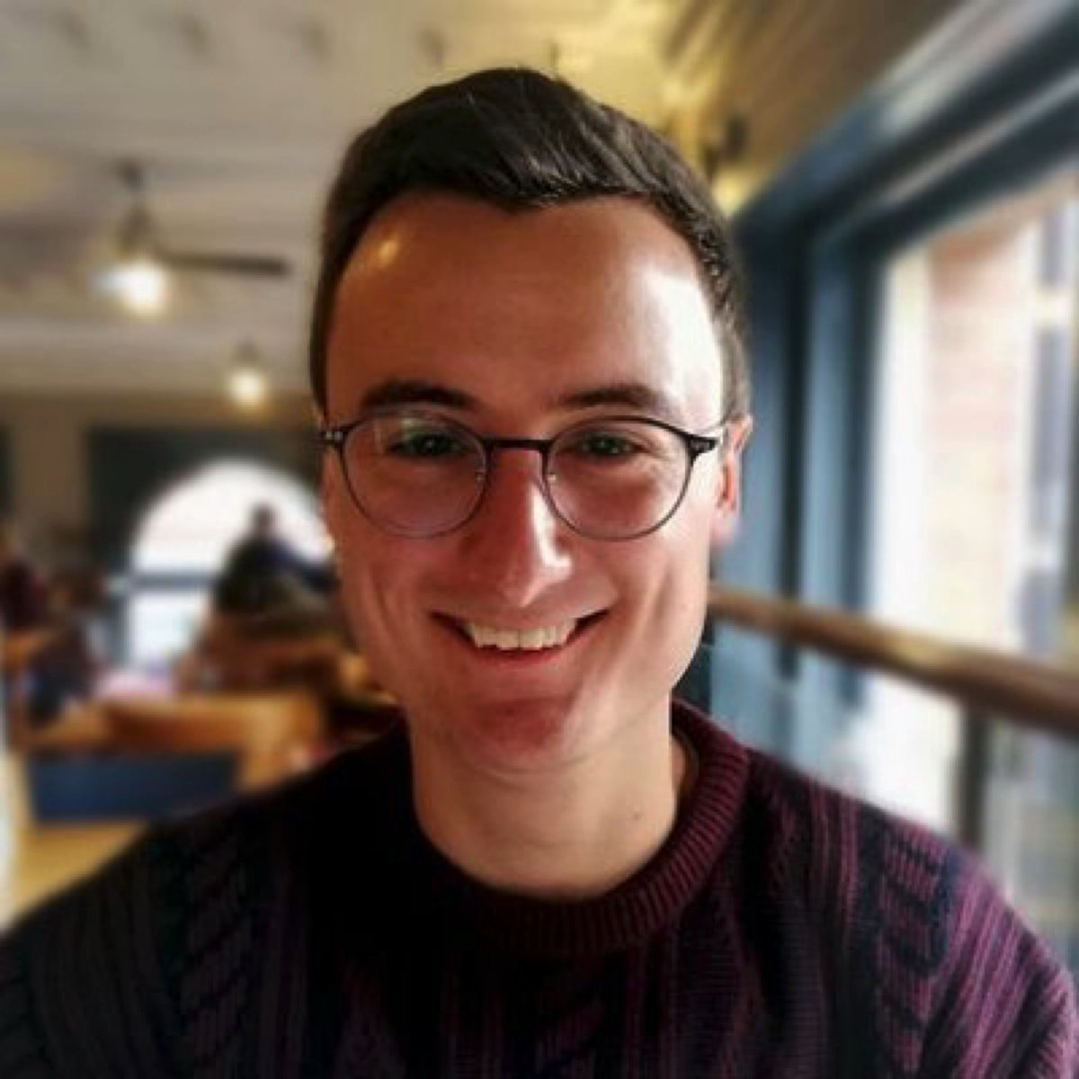 BCS_CDT's tweet photo. Our own @TimAldhous from the 2018 ChemSynth Cohort is up next speaking at the @RoySocChem / @AstraZenecaUK New Frontiers in Synthetic Chemistry Conference, talking about recent hydroarylation methodologies from @Bower_Research. Go for it, Tim! 👏🏻👏🏻 #Chemistry  #synthesis https://t.co/k6OG9dvDYZ