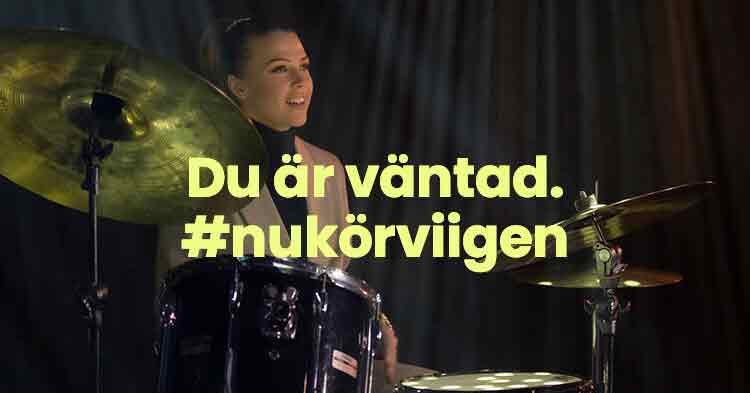 Bussmagasinet's tweet photo. I Finland satsar regeringen, myndigheter m fl på en stor kampanj för att vinna åter resenärerna till k-trafiken, #NuKörViIgen . Vad gör @TomasEneroth o regeringen här? https://t.co/mv82fRKqNh @AnnaFGronlund @johwadman @ktamsons @svebussforetag @Transportft @holmjens https://t.co/sKIL9BIrj6