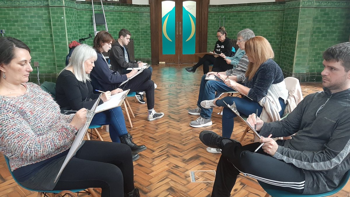 JayneLawless's tweet photo. Speed Sketching: the new way to meet people! Yesterday was the last club at @ListerStepsTOL and my sketchers bossed this challenge again! Sketch the person opposite you for 8 mins, reveal the sketch to each other then switch. 
I think it could take the dating scene by storm! 😉 https://t.co/xOGQnTCBYP