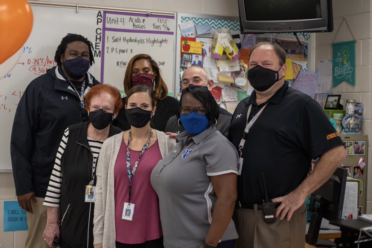 AthensTorch's tweet photo. So excited to announce the @AthensHSMagnet teacher of the year, Shannon Wilkins! @AthensDrivePTSA @athensjags @ADHSStudentSvcs https://t.co/WJhYY2LOb6