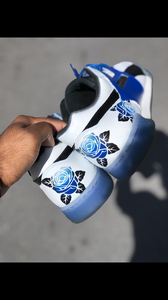 HydroGraphicsL1's tweet photo. We have fun here a HydroGraphics naming each project and these Rose Bud Blue’s (Reebok Custom) were an absolute pleasure to work on. #art #custom #HydroGraphics https://t.co/SZkJIAViUf
