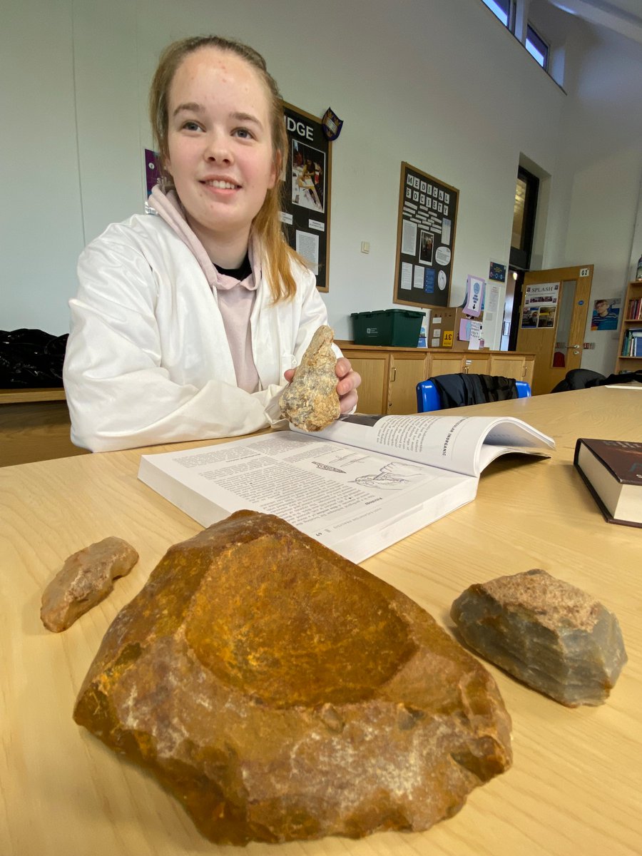 TOP archaeologist Olivia Webb of Y13 <a href="/_TKASA/">The King Alfred School an Academy</a>, here analysing c.200,000 year old Neanderthal tools, delivered an outstanding presentation to the 6th Form Human Evolution Society: Olivia has applied to read Archaeology <a href="/LivUni/">University of Liverpool</a> <a href="/durham_uni/">Durham University</a> <a href="/QUBelfast/">Queen's University Belfast 🎓</a> <a href="/bournemouthuni/">Bournemouth Uni</a> <a href="/aberdeenuni/">University of Aberdeen</a>👏💀