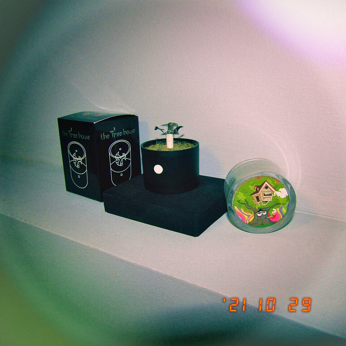 thetreehouseny's tweet photo. #theTreehouse 🏡 Electric⚡️Grinders now available on our Etsy shop!

Grind your bud in just the click of a button 😊😎🌳 https://t.co/J5lhUaWU8P