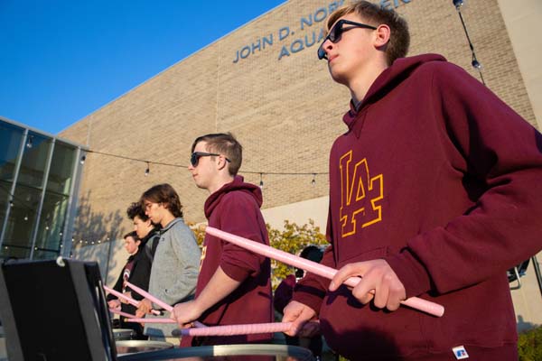 Loyola Academy tweet media