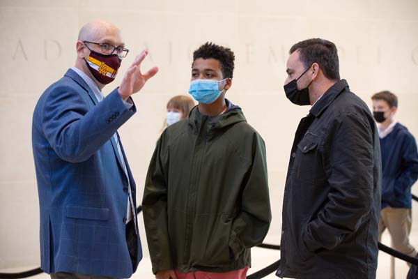 Loyola Academy tweet media