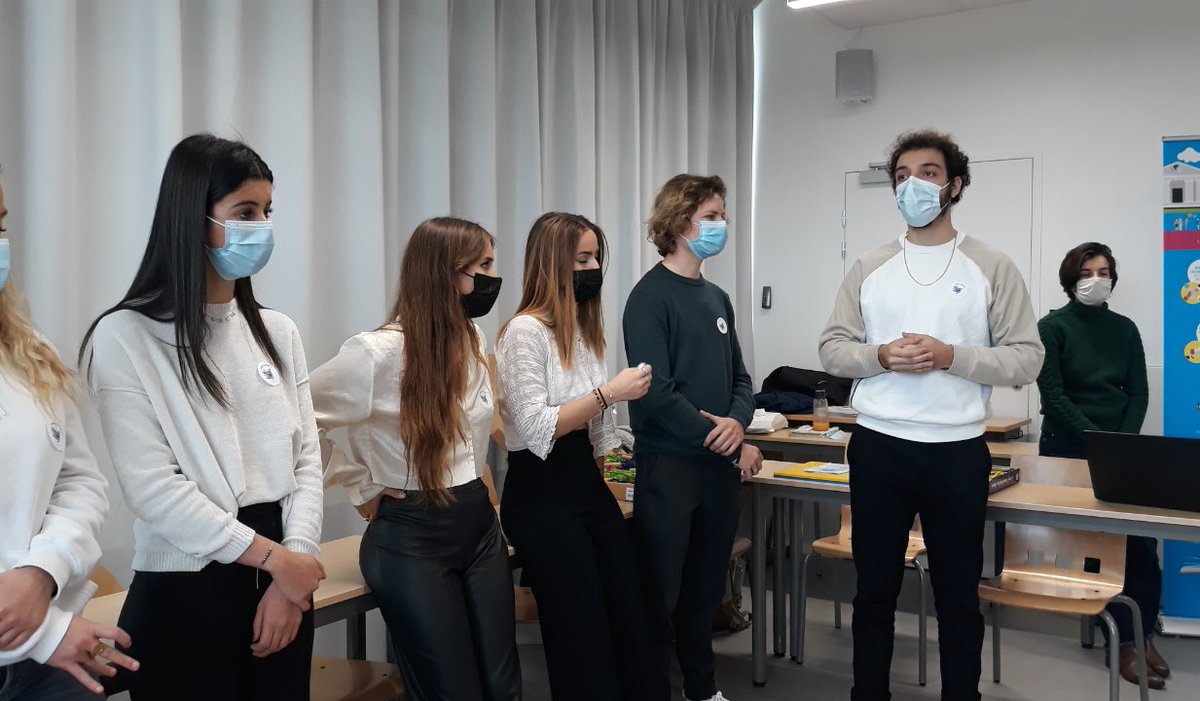 acgrenoble's tweet photo. Mon entreprise sociale et solidaire à l’école #MonESS

Retour sur la restitution de l’étude d’impact 2020-2021.

Suite au projet : 
- 98% des élèves veulent aider les autres 👩‍🎓🧑‍🎓
- 97% des enseignants intègrent les principes et valeurs de l’ESS dans leur pratique pédagogique 👩‍🏫👨‍🏫 https://t.co/G7iCtnqdZM