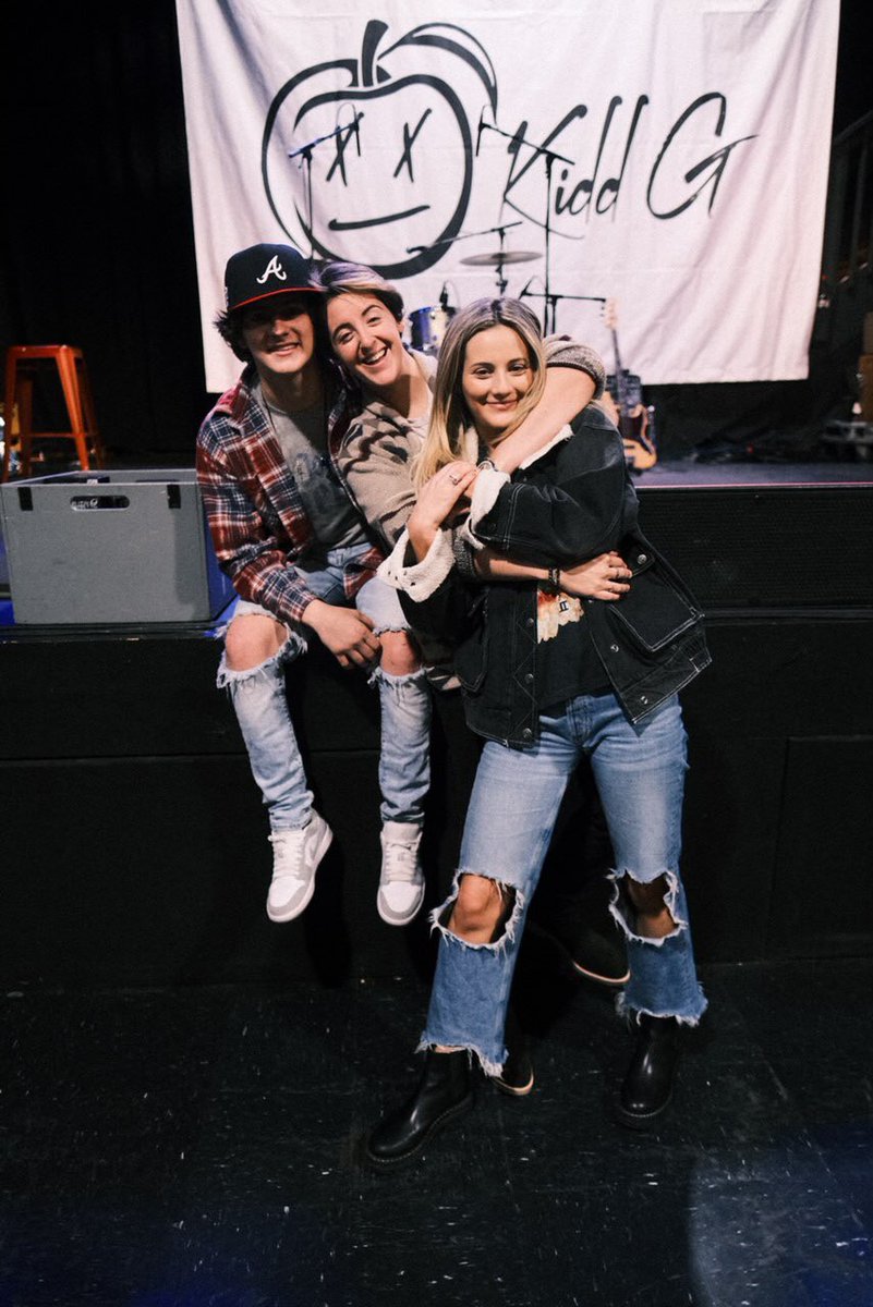 i love these two 💛 lets make music together forever