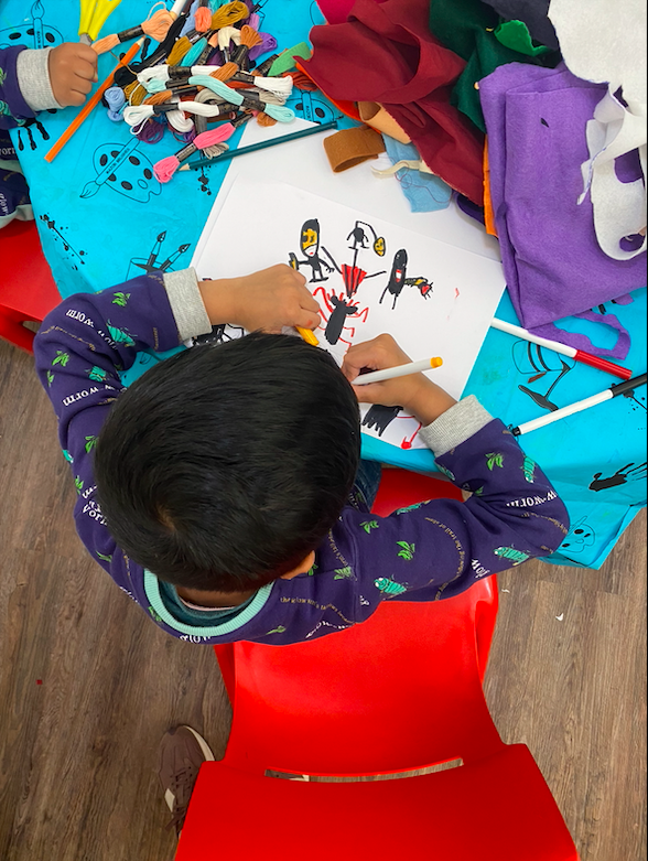 AleiahsA's tweet photo. We love these photos from our show @BurnleyYT &amp; the whole day of family fun they curated &amp; presented alongside our 2 shows of #AleiahsAdventure Thanks so much for having us &amp; to everyone who came down! https://t.co/VHu7DX8TmJ