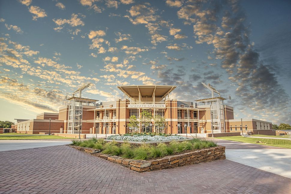 AIAOklahoma's tweet photo. #PeoplesChoice voting in large commercial architecture 
Vote here: https://t.co/JbSpMi7p7O

PROJECT: O’Brate Baseball Stadium
ARCHITECT: @studioarcokc 
CONTRACTOR: @ManhattanBuild 
PHOTOGRAPHY: Oklahoma State University

#architecture #designawards #celebratearchitecture https://t.co/2wiAnA8z2W