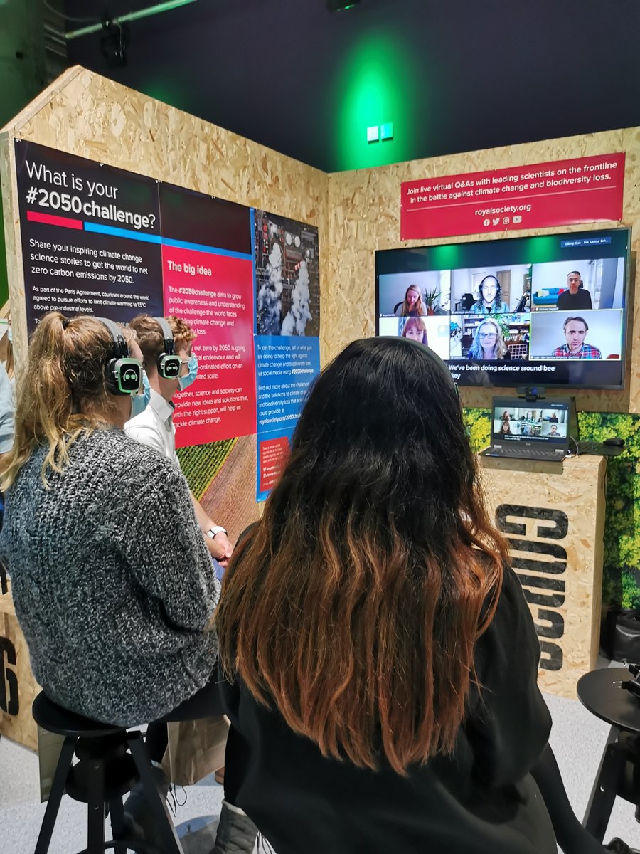EarlhamInst's tweet photo. Thanks to @royalsociety for hosting us in the #GreenZone at #COP26 this past weekend. 

Here you can see researchers @richardmleggett, @nashalselection, @ElieKent, @LynnDicks and @SaviourBees in action!  

To find out more about the #BeeTrail, visit:
https://t.co/u5F3RPL9NO https://t.co/zMfkAgX9fH