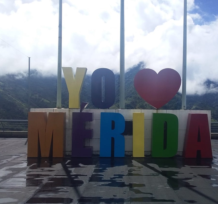 MeridaNatural's tweet photo. Yo Amo a Mérida ¿Y tu? #Mérida #Venezuela #10Nov https://t.co/T6BXhVOgvL