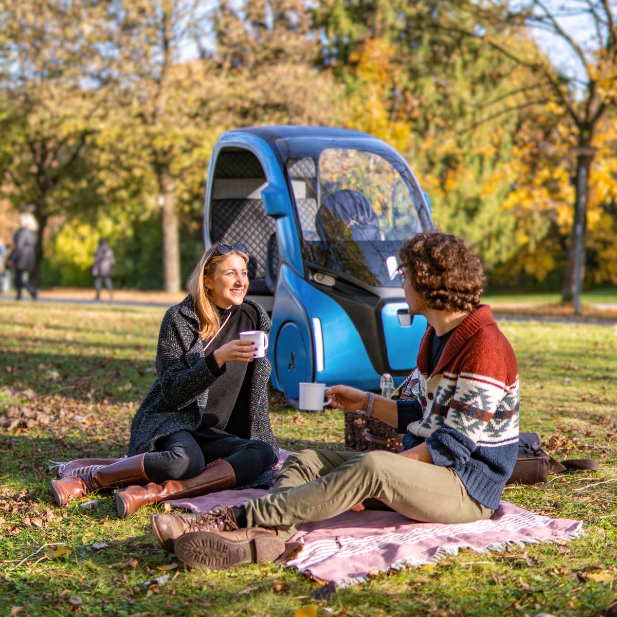 HopperMobility's tweet photo. Du möchtest mit deinem Lieblingsmenschen zum Picknick in den Park? Mit dem Hopper ist das kein Problem! Durch die Fahrradzulassung fahrt ihr ganz entspannt auf Fahrradwegen an die schönsten Orte.
Wen würdest Du gerne mitnehmen?🤗
#picknick #park #hoppermobility #startup #augsburg https://t.co/MTX74gKmyN