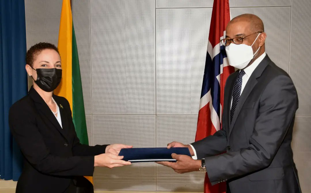 kaminajsmith's tweet photo. Yesterday I had the pleasure of virtually receiving copy credentials from the new Norwegian Ambassador to JA Ms. Beate Stirø.We both look forward to building on our cooperation including #OceanDiplomacy 🇯🇲 being one of the 14 original members of the #OceansPanel initiated by 🇳🇴 https://t.co/rYdpMjP2ZU