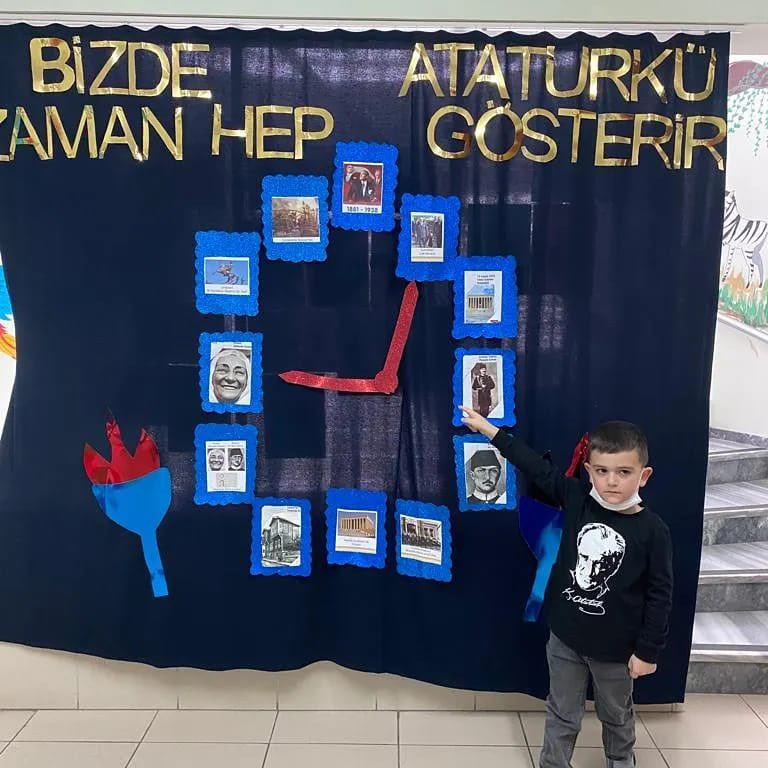 zubeydehanim57's tweet photo. 10 Kasım Mustafa Kemal Atatürk ü anma programımızdan kareler https://t.co/B3Tq8HwkqX