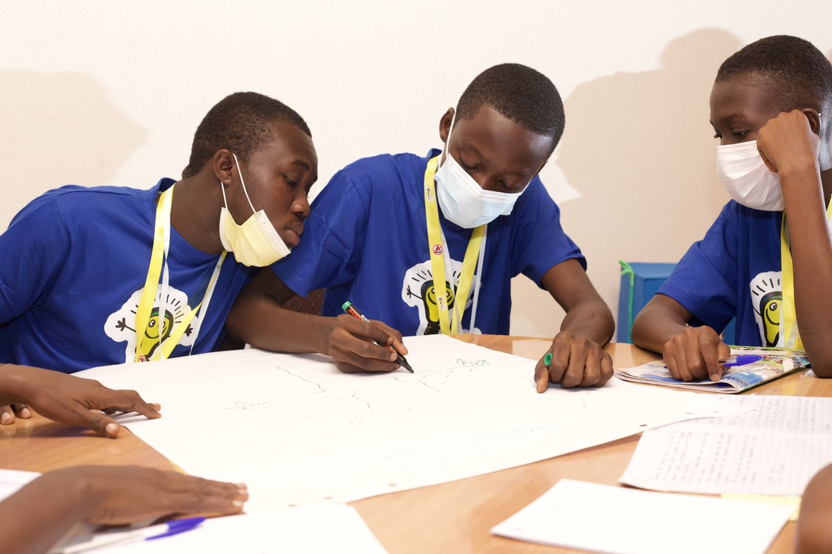 UNICEFGhana's tweet photo. Young minds are hacking solutions to #EndOpenDefecation in #Ghana as part of #IdeasHack21. 
Five teams out of ten will win prizes and the opportunity to develop their ideas into real solutions for a cleaner #Ghana. 
Wish them luck! https://t.co/9pYY5niVfs