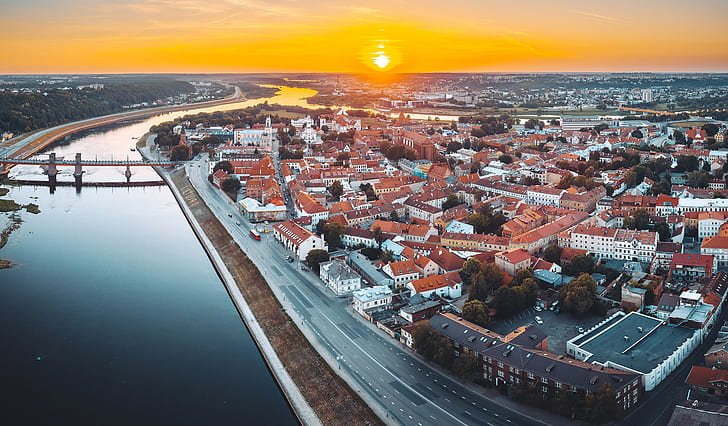 baltics's tweet photo. Updated: Lithuania: Does Kaunas have what it takes to become the region’s prime electronics hub b https://t.co/ULh5rrtDdO #kaunas #lithuania https://t.co/WkRB8PWM1W