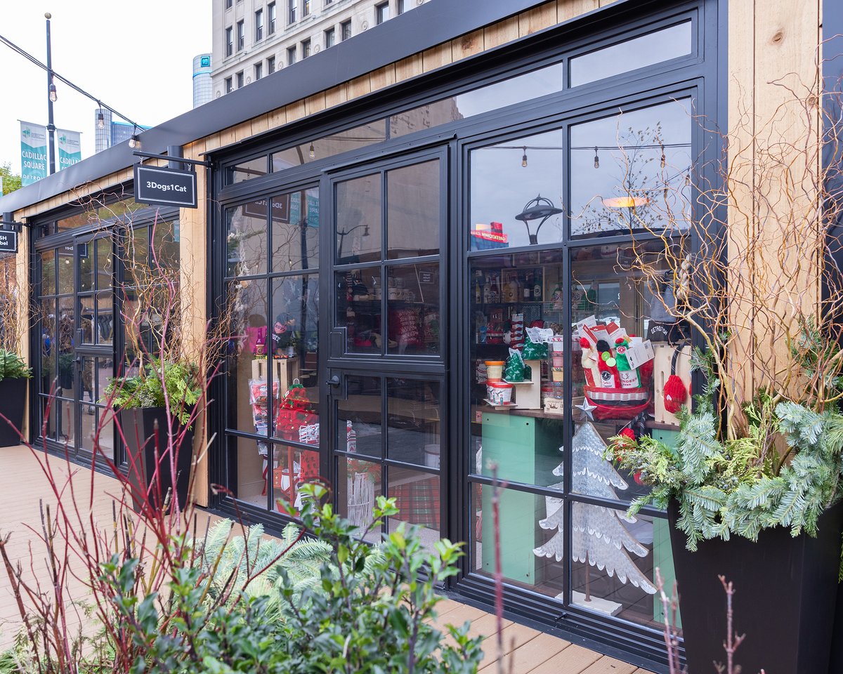 BedrockDetroit's tweet photo. The Downtown Detroit Markets at Cadillac Square are now open! Pick the perfect gifts for all the people (and pets) on your list from 18 locally owned specialty shops: https://t.co/5t0E64BFM9 #DeckedOutDetroit #ShopSmallDetroit https://t.co/IjMzMwmEMp