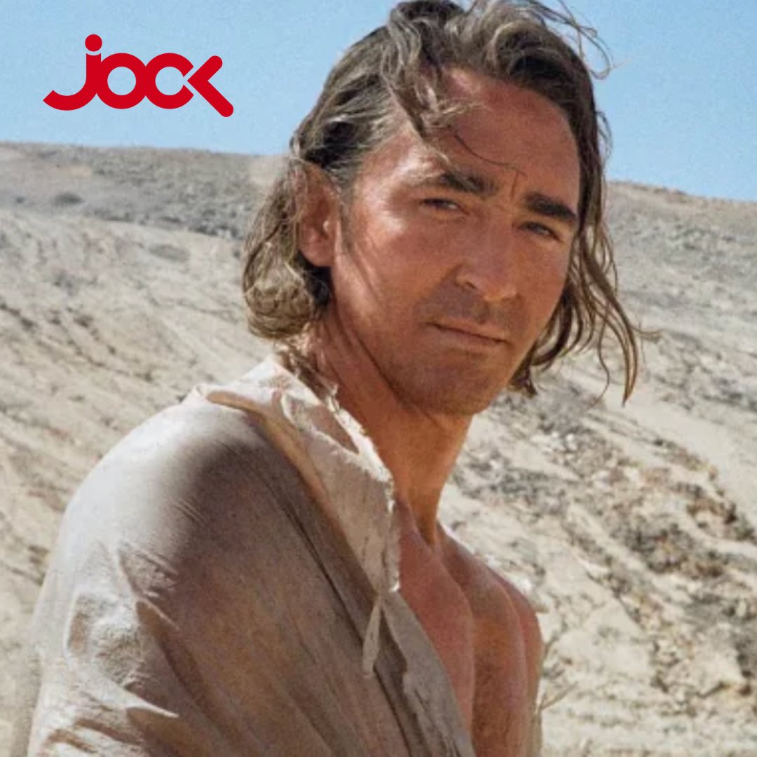 Jock__App's tweet photo. Lee Pace partage les coulisses de sa nouvelle série de Science Fiction "Foundation" dans laquelle il part en pèlerinage dans le désert où il fait très très chaud 😉 🔥
 @leepace 

#jockapp #leepace #foundation https://t.co/IvcS8LJCMR